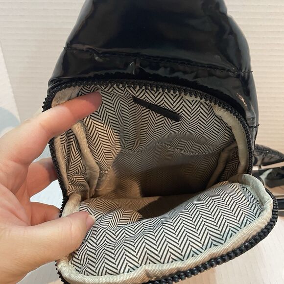 Ah.Dorned Quilted Black Puffer Sling Crossbody Bag Backpack - Picture 4 of 7